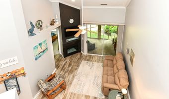 8091 Farmhurst Ln, Indianapolis, IN 46236