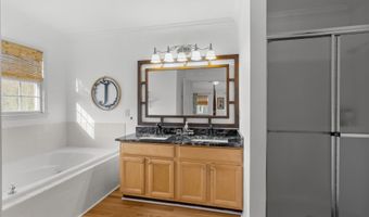 8 TAMAR Ct, Bear, DE 19701