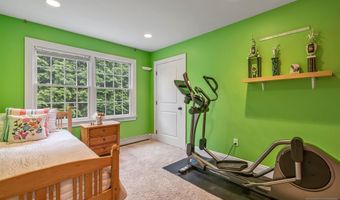 55 Woodland Ave, Allendale, NJ 07401