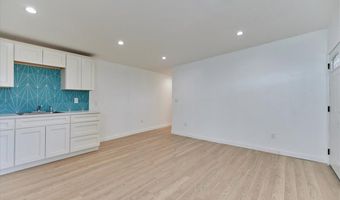 402 E 93rd St E, Los Angeles, CA 90003