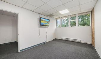 4200 DANIELS Ave, Annandale, VA 22003