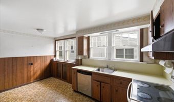 79 Edgecomb St, Albany, NY 12209