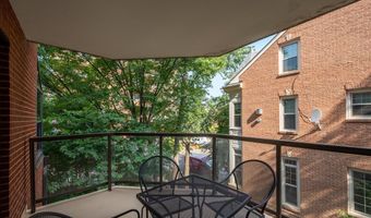 1029 N STUART St 307, Arlington, VA 22201