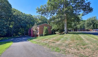 1109 Waterbury Rd APT 1A, Cheshire, CT 06410
