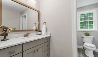 3 Victoria Rdg, Amherst, NH 03031