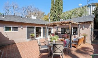 4304 Bakman Ave, Studio City, CA 91602