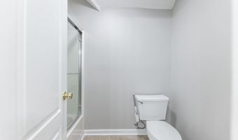 355 Old Oak, Macon, GA 31216