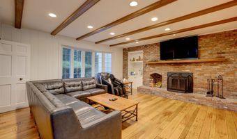 49 Beverly Dr, Avon, CT 06001