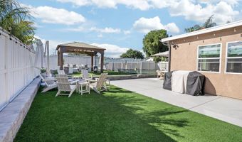 8882 Jaylee Ave, Spring Valley, CA 91977