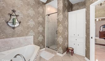 10037 Ferry Creek Dr, Shreveport, LA 71106