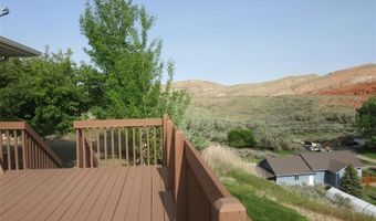 138 Buena Vista Ave, Cody, WY 82414