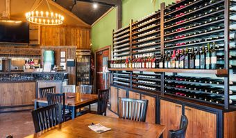 21338 OAK Ln, Aurora, OR 97002