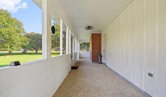 7944 Comite Acres Dr, Baker, LA 70714