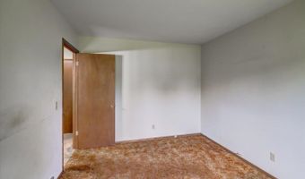 1702 Rae Ln, Madison, WI 53711