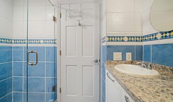 3610 Yacht Club Dr 208, Aventura, FL 33180