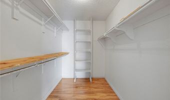 1340 S Beverly Gln 211, Los Angeles, CA 90024