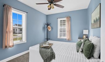 704 Harriet St, Altoona, WI 54720