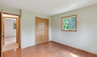 4403 W Riverview Dr, Alma, MI 48801
