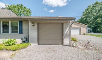 6142 Fairview Rd, Austintown, OH 44515
