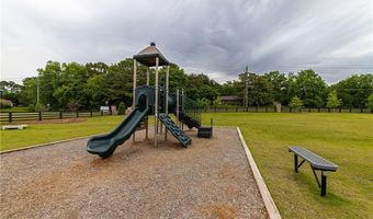 201 Graham Cir, Adairsville, GA 30103
