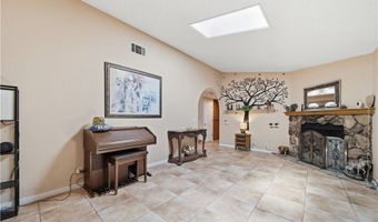 14310 Choco Rd, Apple Valley, CA 92307