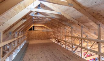 241 S Albany Rd, Albany, VT 05820
