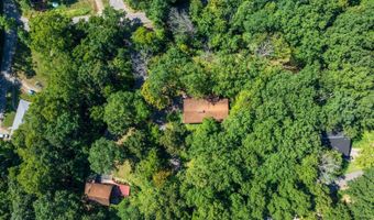 15 Angela St, Athens, OH 45701
