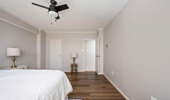 4141 N HENDERSON Rd 702, Arlington, VA 22203