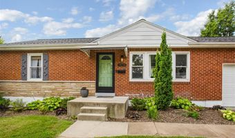 7658 General Meade Ln, Affton, MO 63123