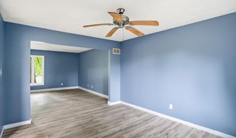 826 Yorkshire Rd, Anderson, IN 46012