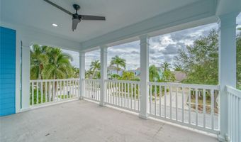 5718 SEA TURTLE Pl, Apollo Beach, FL 33572