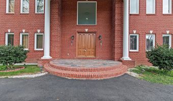 7230 BEVERLY St, Annandale, VA 22003