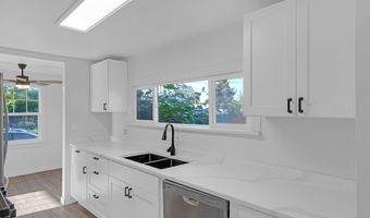 2010 E 1ST Ave, Albany, OR 97321