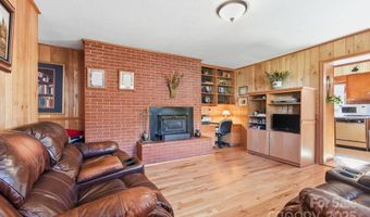 500 Old Haw Creek Rd, Asheville, NC 28805