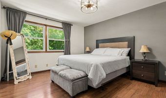 640 Clearview Ct, Algonquin, IL 60102
