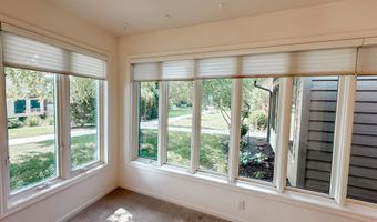 2212 Hamilton Dr, Ames, IA 50014