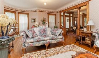 721 6th Ave E, Alexandria, MN 56308