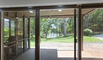 1702 Leeward Rd, Anderson, SC 29625