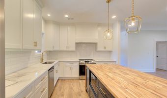 408 Edgewood Dr, Belton, SC 29627