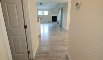 323 Shadows Lawn Dr, Athens, TN 37303