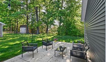 1547 Arrow Dr, Ashland, OH 44805