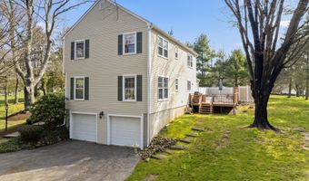 10 Nut Plains Rd W, Guilford, CT 06437