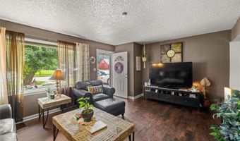 7206 SW 14th St, Des Moines, IA 50315