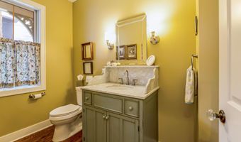 116 N 7th St, Ann Arbor, MI 48103