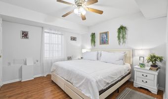 145 W 1ST St, Bayonne, NJ 07002