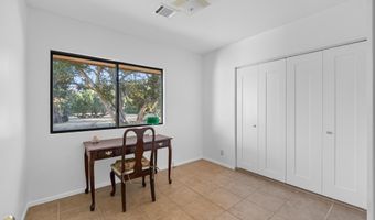 33201 Barber Rd, Agua Dulce, CA 91390