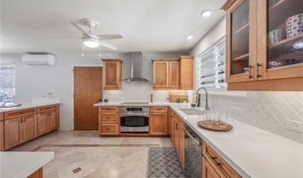 61 Kai One Pl, Kailua, HI 96734