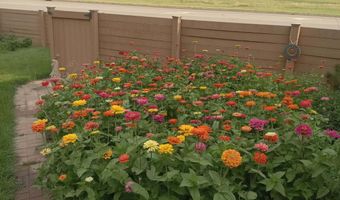 204 NE 21st Ave, Aberdeen, SD 57401