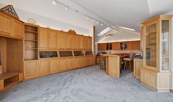 1809 Via Montecito, Camarillo, CA 93012
