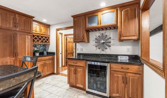 301 N Amherst Rd, Bedford, NH 03110